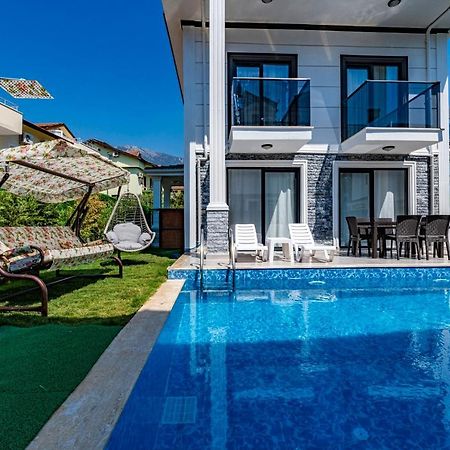 Salkim- 4 Bedroom Holiday Villa In Oludeniz Fethiye Kültér fotó