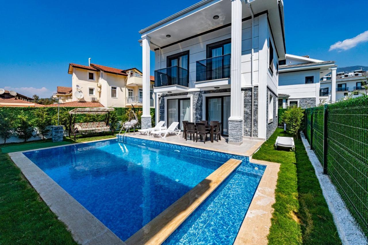 Salkim- 4 Bedroom Holiday Villa In Oludeniz Fethiye Kültér fotó