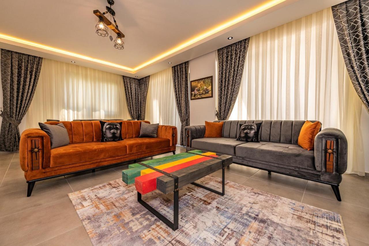 Salkim- 4 Bedroom Holiday Villa In Oludeniz Fethiye Kültér fotó