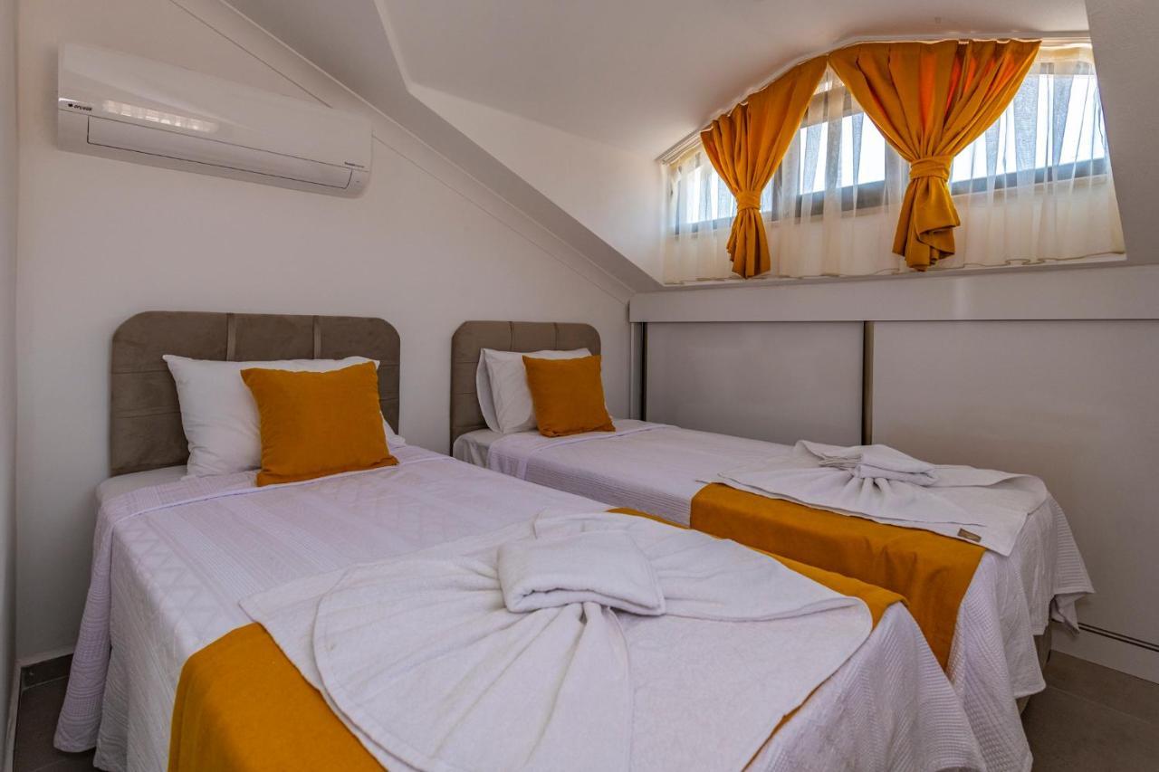 Salkim- 4 Bedroom Holiday Villa In Oludeniz Fethiye Kültér fotó